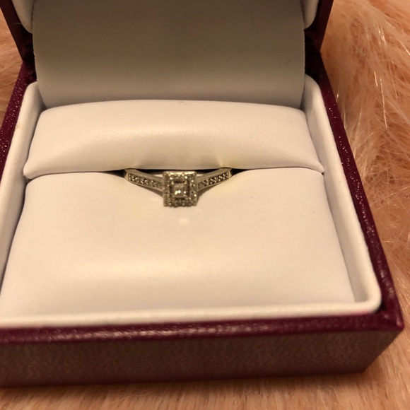 Promise ring - Picture 3 of 8